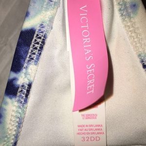 Victoria's Secret Swim - VS Bathing suit top Victoria's Secret Swim - VS Bathing suit top